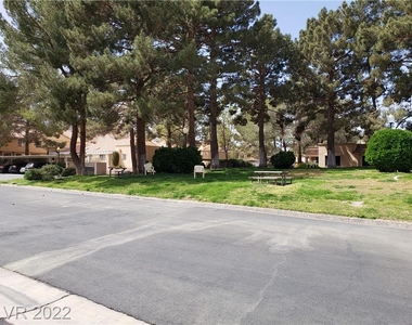 2851 South Valley View Boulevard - Photo Thumbnail 33