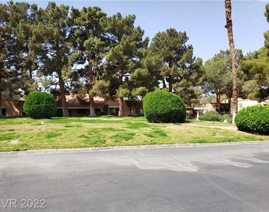 2851 South Valley View Boulevard - Photo Thumbnail 32