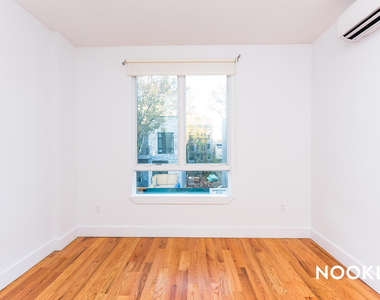 890 Madison Street - Photo Thumbnail 11