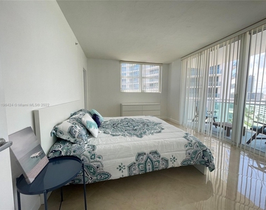 3001 S Ocean Dr - Photo Thumbnail 13