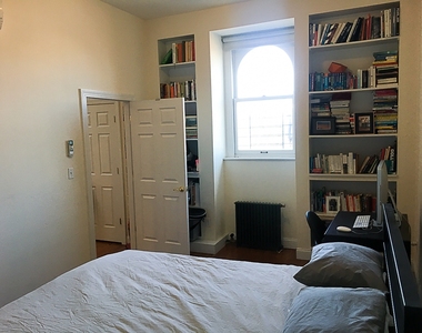  8th Avenue 1 Bedroom  - Photo Thumbnail 4