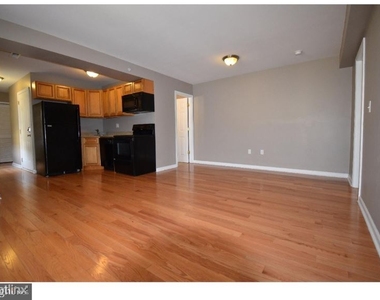 1511 W Susquehanna Ave Apt D - Photo Thumbnail 5