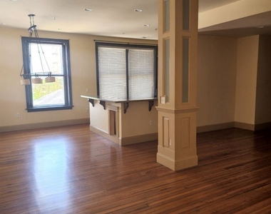 114 Washington St. Se - Photo Thumbnail 7