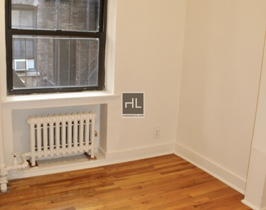 207 West 80 Street - Photo Thumbnail 1