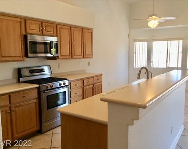 4131 Genoa Drive - Photo Thumbnail 16