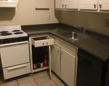 330 Bainbridge St 4 - Photo Thumbnail 4