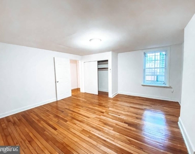 2027 Walnut Street 4f - Photo Thumbnail 6