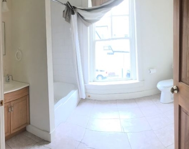 801 Washington Boulevard Apt 2 - Photo Thumbnail 8