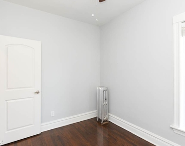 4707 N. Albany, Unit 4 - Photo Thumbnail 13