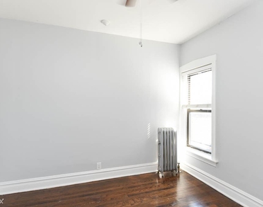 4707 N. Albany, Unit 3 - Photo Thumbnail 17