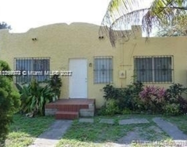 7016 Nw 6th Ave - Photo Thumbnail 0