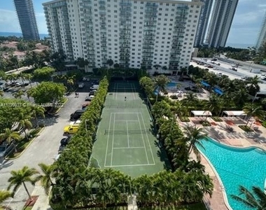 19380 E Collins Ave - Photo Thumbnail 18