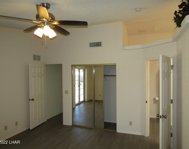 3099 Jamaica Blvd - Photo Thumbnail 11