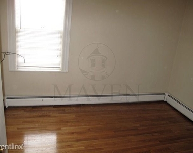 66 Morton Avenue - Photo Thumbnail 4