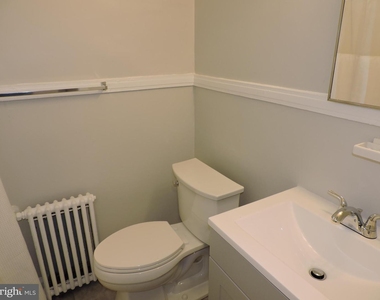 104 O St Sw #2 - Photo Thumbnail 4