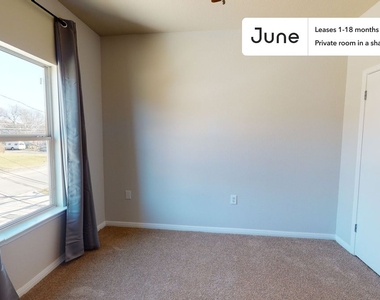 1604 Singleton Avenue - Photo Thumbnail 0