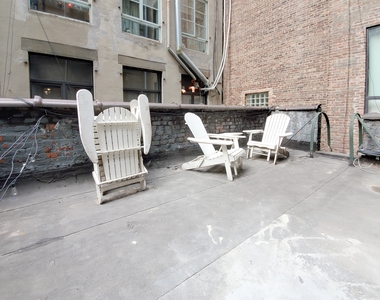 212 Lafayette Street - Photo Thumbnail 5