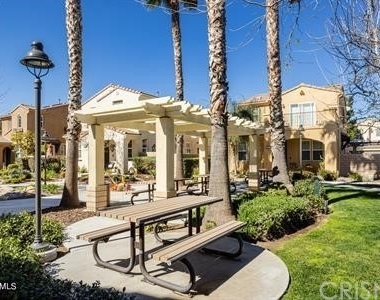 2942 Encina Lane - Photo Thumbnail 13