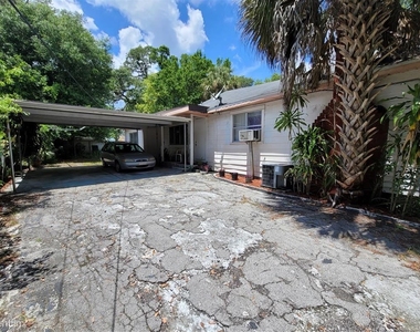 8414 N Tampa St - Photo Thumbnail 30