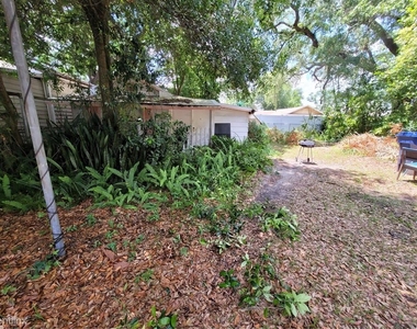 8414 N Tampa St - Photo Thumbnail 27