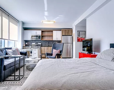 100 Willoughby Street, Unit 14r - Photo Thumbnail 1