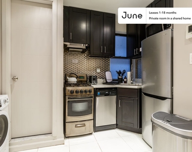 15 West 107th Street - Photo Thumbnail 4