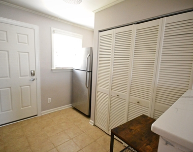 2363 Bernard Street - Photo Thumbnail 7