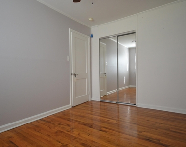 2363 Bernard Street - Photo Thumbnail 14