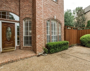 3232 Prestonwood Drive - Photo Thumbnail 1