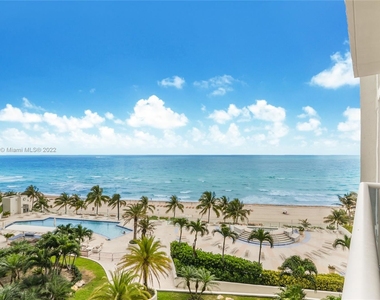 19111 Collins Ave Apt 607 - Photo Thumbnail 14