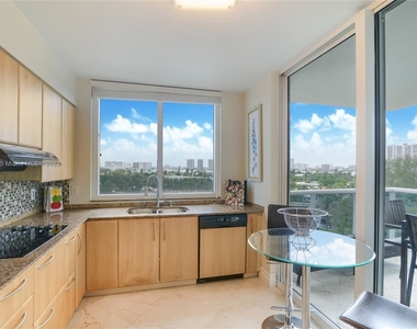 19111 Collins Ave Apt 607 - Photo Thumbnail 3