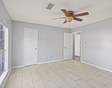 7318 Palmetto Lane - Photo Thumbnail 7