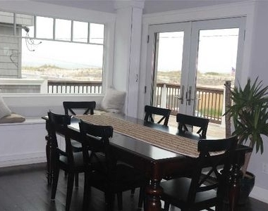 24 Buffalo Avenue - Photo Thumbnail 7