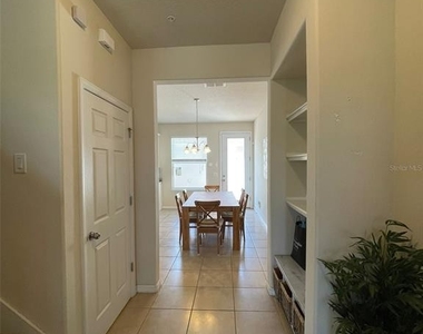 8371 Lovett Avenue - Photo Thumbnail 10