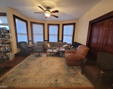 126 Calumet St Apt 1 - Photo Thumbnail 7