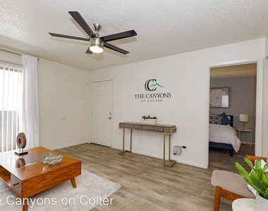 5631 W Colter St - Photo Thumbnail 2