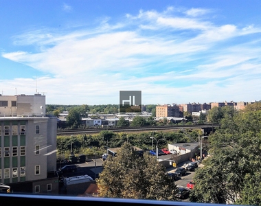 Queens Boulevard - Photo Thumbnail 8