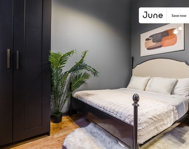 336 West 46th Street - Photo Thumbnail 5