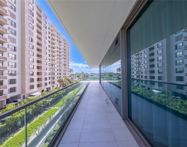 10201 Collins Ave - Photo Thumbnail 37