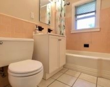 134 Russell Rd - Photo Thumbnail 13