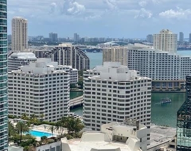 1050 Brickell Ave Apt 2710 - Photo Thumbnail 11