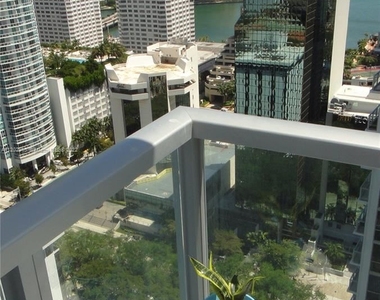 1050 Brickell Ave Apt 2710 - Photo Thumbnail 21