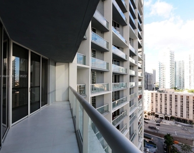 465 Brickell Ave Apt 1206 - Photo Thumbnail 6