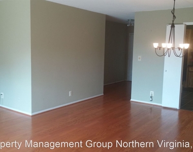 8360 Greensboro Dr #516 - Photo Thumbnail 20