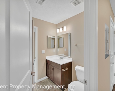 4600 Sunbury Springs Parkway Unit 101 - Photo Thumbnail 3