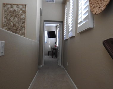 20750 N 87th Street - Photo Thumbnail 7