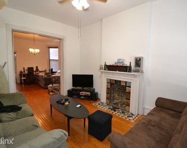 2661 N. Burling, Unit 3 - Photo Thumbnail 5