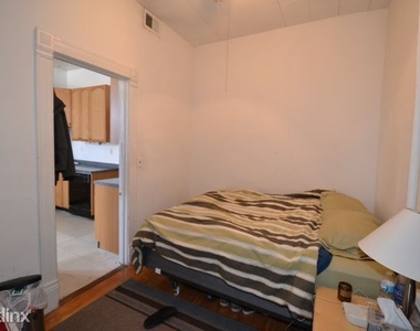 2661 N. Burling, Unit 3 - Photo Thumbnail 13