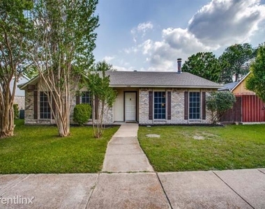 7220 Emory Oak Lane - Photo Thumbnail 1