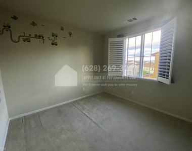 727 Satsuma Terrace - Photo Thumbnail 2